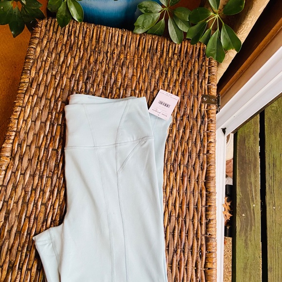 Free People Movement Rise Up Yoga Capris - Picture 5 of 8